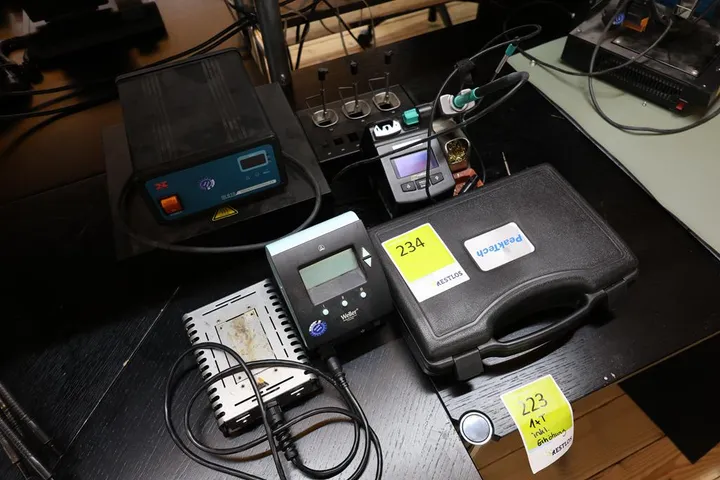 Konvolut Elektrobedarf